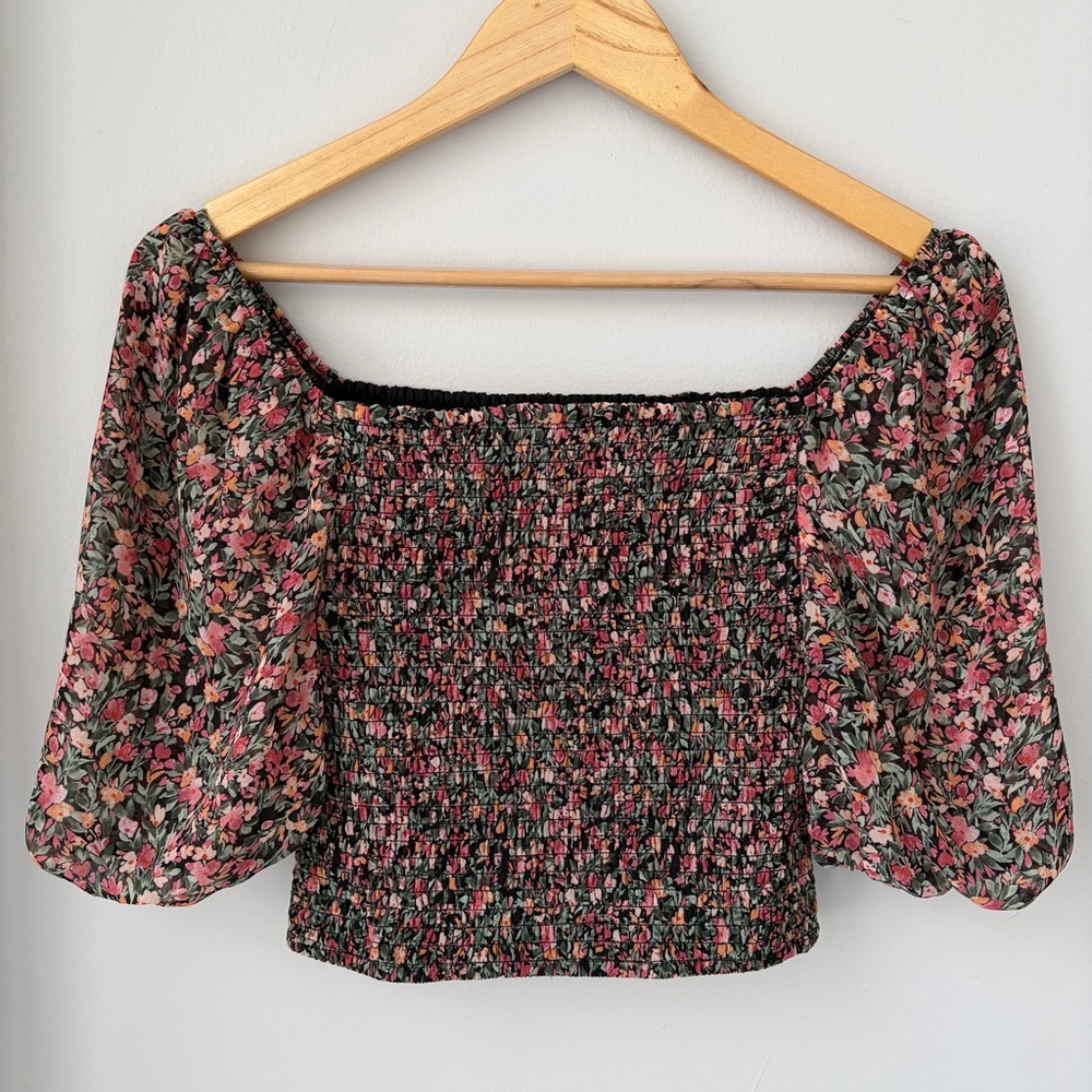 BB Dakota Sz XS Cottagecore Floral Smocked Crop Top Elbow Length Puff Sleeves - Picture 6 of 8